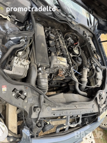 Mercedes E220 W211 OM646 Мерцедес Е220 Е клас на части blue син салон В211 ръчна скоростна кутия , снимка 13 - Части - 56235721