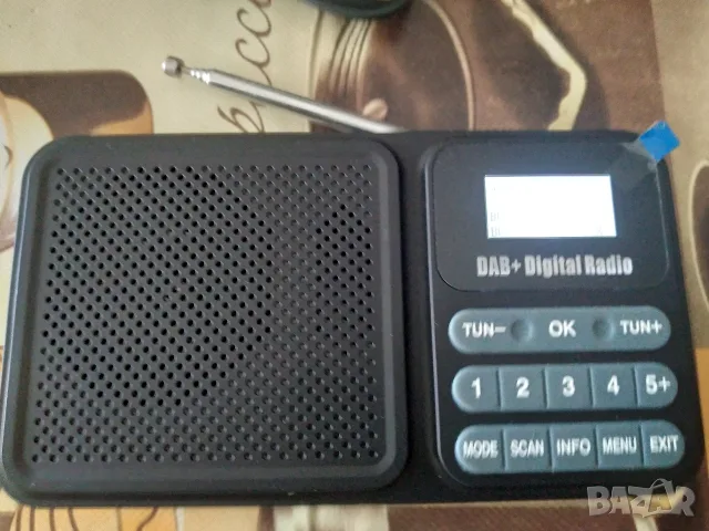 Преносимо презареждащо се FM/DAB+/Bluetooth радио слънчевa батерия - P11, снимка 3 - Радиокасетофони, транзистори - 56053572