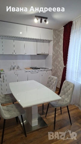 двустаен  апартамент в кв.Остромила, снимка 2 - Апартаменти - 54079359