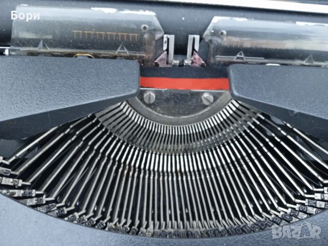 хеброс 1300 Ф Пишеща машина кирилица, снимка 9 - Други ценни предмети - 36384102
