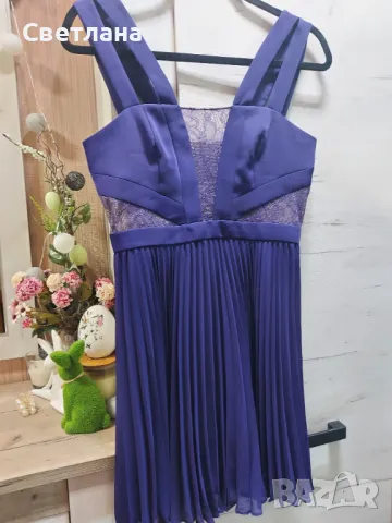 Оригинална Официална рокля на BCBG Max Azria