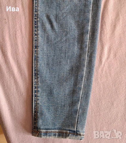 Дънки като нови от Stradivarius, снимка 3 - Дънки - 53962866