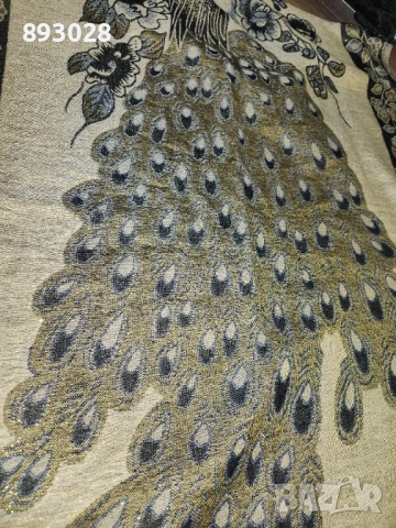 Прекрасен дамски шал , снимка 4 - Шалове - 52950161