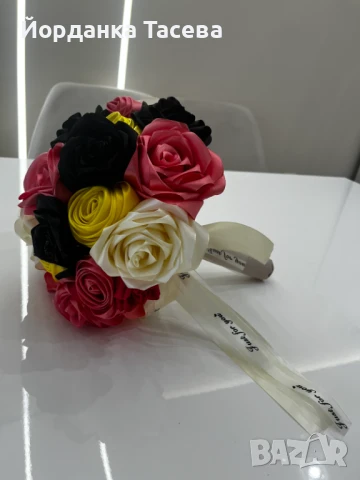 Уникални букети от сатенени рози за вашия специален повод , снимка 7 - Други - 50980991