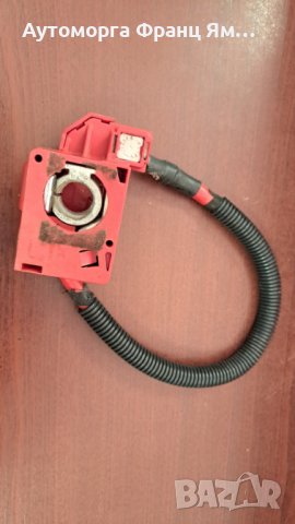 61136982227 ПЛЮСОВА КЛЕМА ЗА АКУМУЛАТОР НА BMW