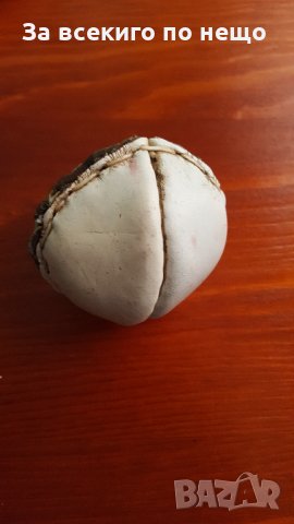 стара кожена топка за силомер