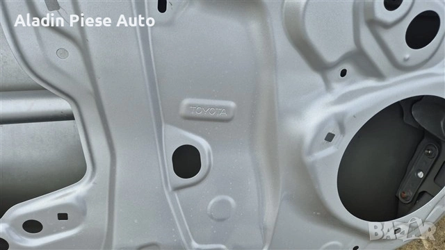 Предна лява врата Toyota Corolla Suzuki Swace година 2019 2020 2021 2022 2023 2024 2025 , снимка 6 - Аксесоари и консумативи - 54051237