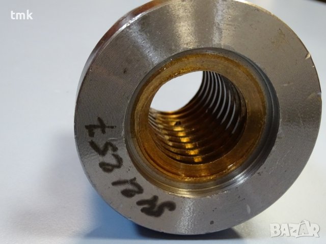 Гайка за винт ф43/ф104/ф85 mm, снимка 5 - Резервни части за машини - 42888530