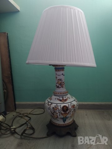 барокова настолна лампа, снимка 1 - Настолни лампи - 39030644