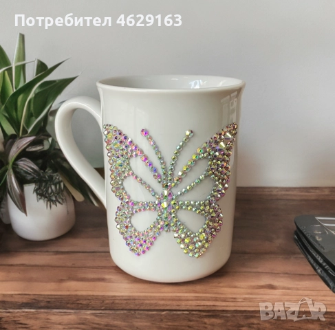 Чаша декорирана с кристали