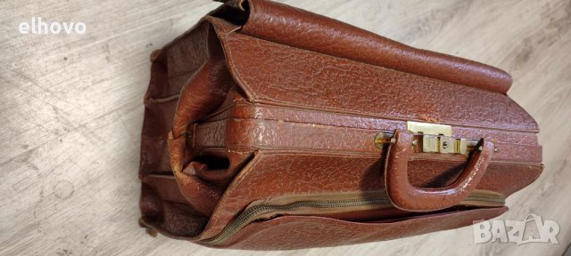 Кожена чанта, снимка 9 - Антикварни и старинни предмети - 44367198