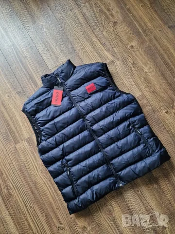 Страхотна мъжка грейка елек HUGO BOSS размер S M XL, снимка 2 - Якета - 55894993