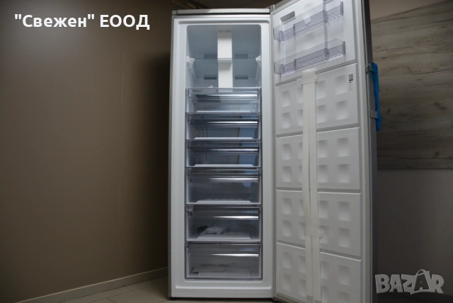 Голям вертикален фризер BAUKNECHT GKN PI19170C NoFrost, снимка 2 - Фризери - 53333742