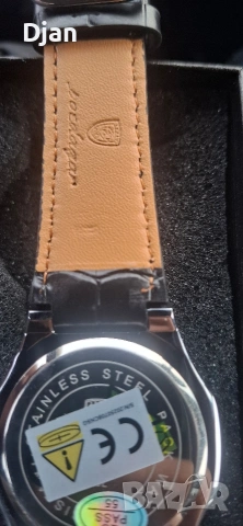 часовник poedegear quartz, снимка 2 - Мъжки - 54261118