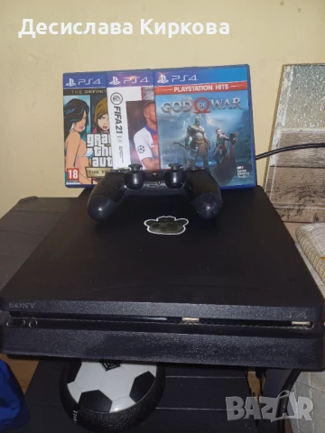 Ps 4 slim, снимка 3 - Друга електроника - 50833081