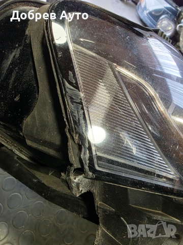 Десен фар оборудван за Audi A4 B8 - забележки , снимка 3 - Части - 54236075