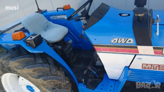 Трактор Митсубиши 4X4///22к.с .+ Инвентари, снимка 2 - Селскостопанска техника - 48104515