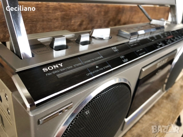 Радиокасетофон Sony CFS-330S - Japan, снимка 8 - Радиокасетофони, транзистори - 54264101