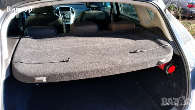 Горна кора за багажник на Опел Астра-J,Хечбег-5 врати. Перфектно състояние!, снимка 10 - Части - 53074330