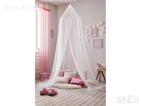 Красив голям балдахин