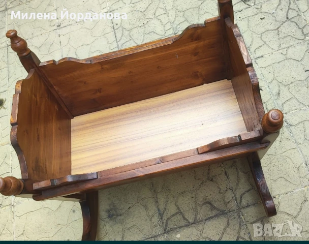 старинна , дървена люлка, снимка 2 - Антикварни и старинни предмети - 50706179