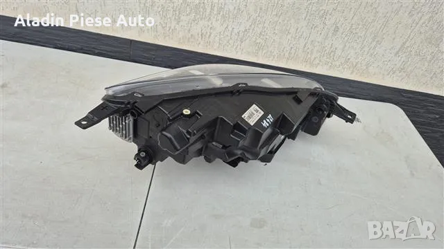 Ляв Full Led фар Ford Kuga година 2022 2023 2024 код LV4B13E017AN, LV4B-13E017-AN , снимка 4 - Аксесоари и консумативи - 49372962