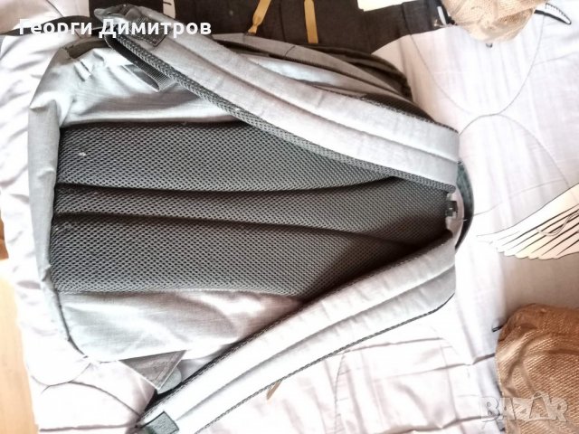 Ученическа раница, снимка 3 - Ученически пособия, канцеларски материали - 34034541