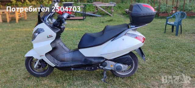 Скутер Aprilia Atlantic 300S, снимка 4 - Мотоциклети и мототехника - 50801198