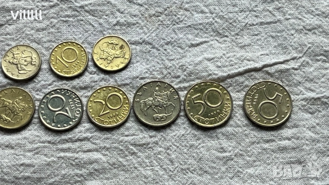 Монети от 10,20,50ст от 1999г с дефект , снимка 3 - Нумизматика и бонистика - 53982955