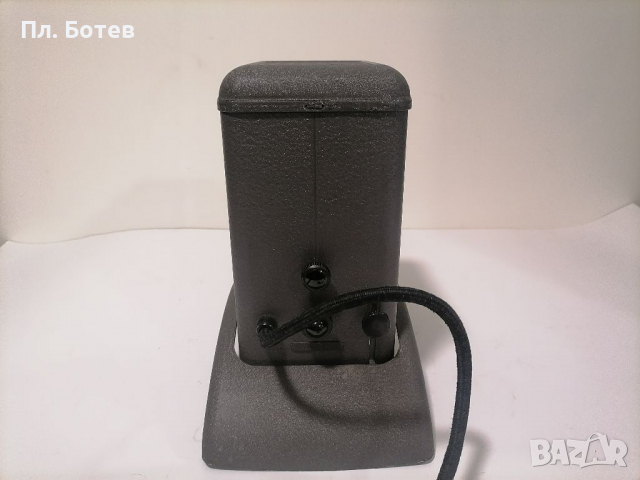 Диапроектор Zeiss Ikon , снимка 5 - Антикварни и старинни предмети - 36484535