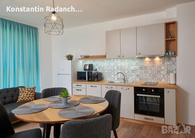 Елегантен многостаен апартамент в топ център на Поморие, снимка 2 - Апартаменти - 52962777