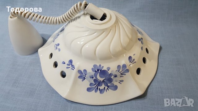 Масивен порцеланов лампион с асансьор