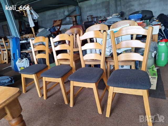 Масивни трапезни столове внос от Холандия