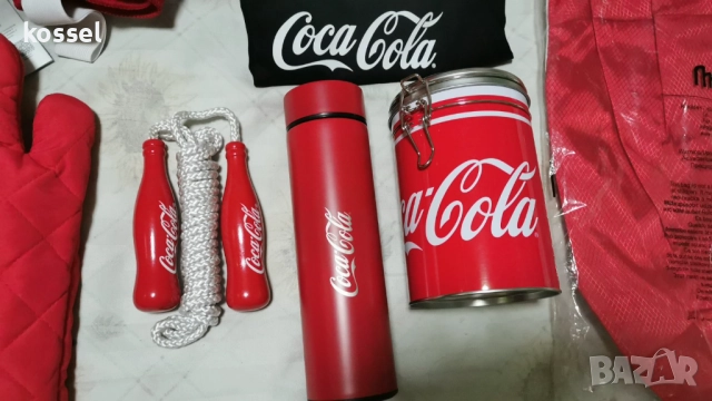 Кока-кола тениски, кърпа,термус и други за колекционери, снимка 5 - Колекции - 44768690