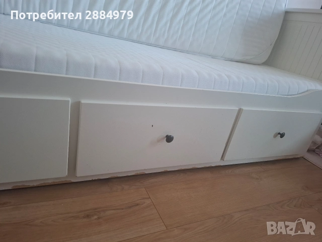 кушетка Hemnes IKEAс матраци, снимка 3 - Спални и легла - 53875446