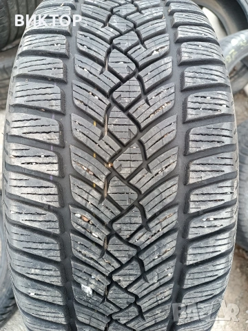 225/40/18,като нови, снимка 2 - Гуми и джанти - 53929188