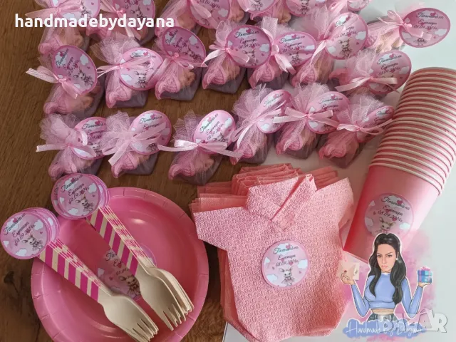 Украса за бебешка погача "Зайче с розова рокля '' , снимка 7 - Декорация - 48647016