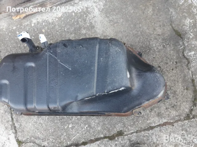 Резервоар за Тойота Ярис , снимка 5 - Части - 48253406