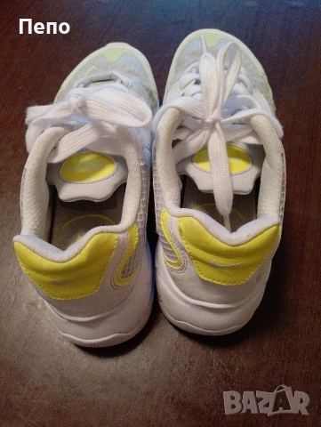 Маратонки Nike, снимка 2 - Маратонки - 54322115