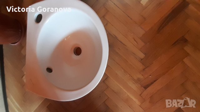 Мивка за баня/тоалетна 