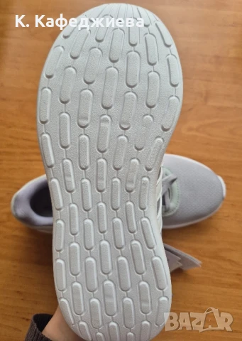 Дамски маратонки Adidas, снимка 5 - Маратонки - 50464736