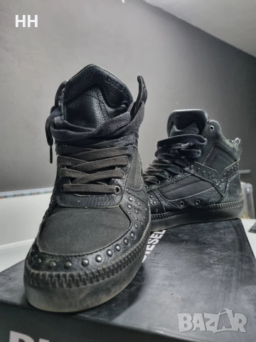 Diesel HORN BULL, Limited Edition, снимка 2 - Кецове - 52888071