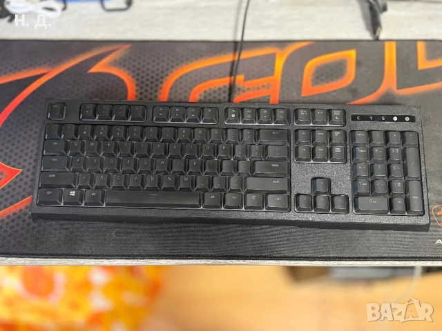 Клавиатура Razer Ornata Chroma, снимка 4 - Клавиатури и мишки - 50756817
