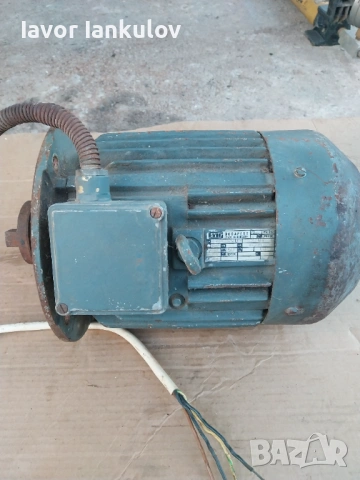 Трифазен Унгарски ел. двигател :2.2 kW, снимка 3 - Електродвигатели - 53933210