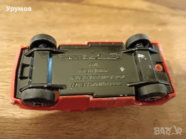 Метална  количка Matchbox - Wreck Truck, снимка 5 - Коли, камиони, мотори, писти - 51309329