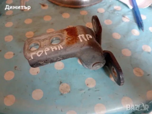 Панта Врата Горна Предна Дясна За Тойота Карина 1995г / Toyota Carina 1995y, снимка 2 - Части - 56180777
