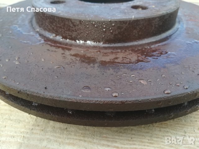 Vw Passat Wagon B3 2.0 1992 Предни Спирачни дискове, снимка 5 - Части - 42764716