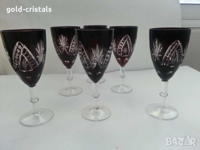 Кристални чаши за вино червен кристал