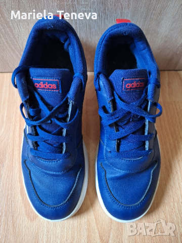 Спортни обувки Adidas, снимка 5 - Маратонки - 44712678