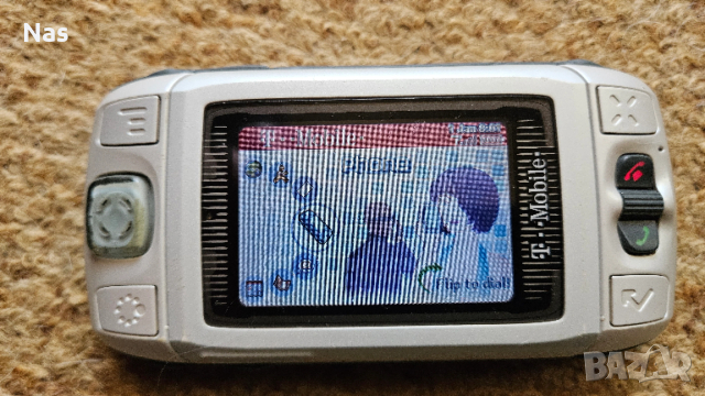 Продавам SharpT-mobile Sidekick 2